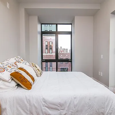 Rented by Nooklyn NYC LLC | media 104