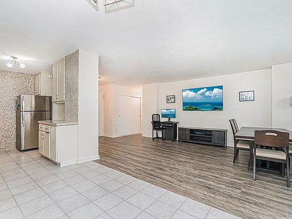 4th image of 1935 Shore Pkwy APT 3E