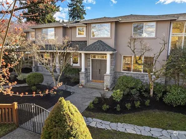 6115 111th Avenue NE, Kirkland, WA 98033