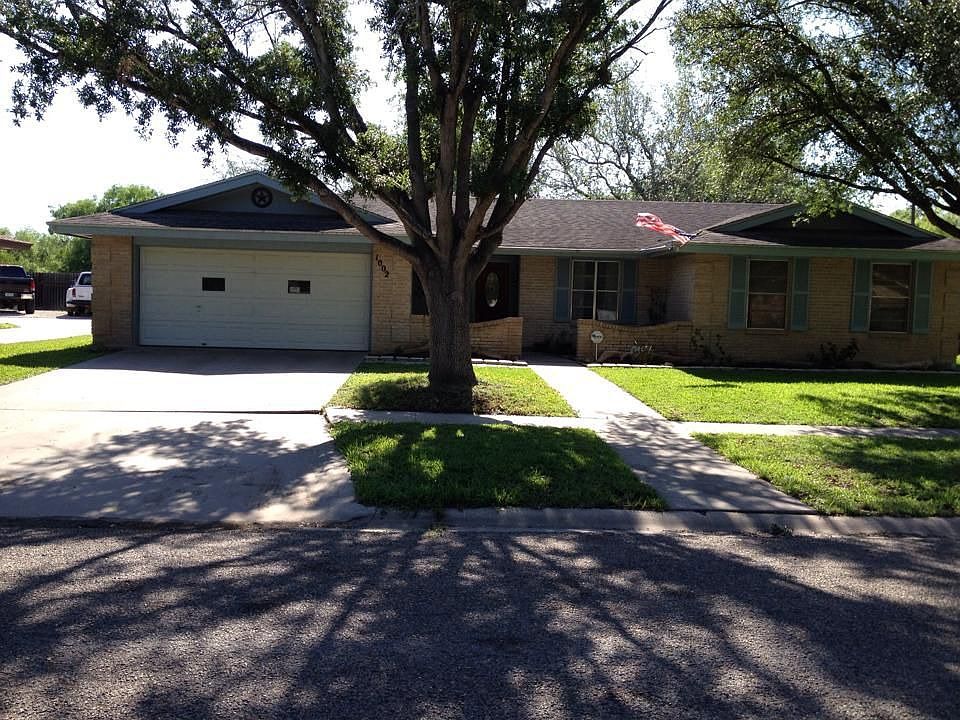 1st image of 1002 S 24th St