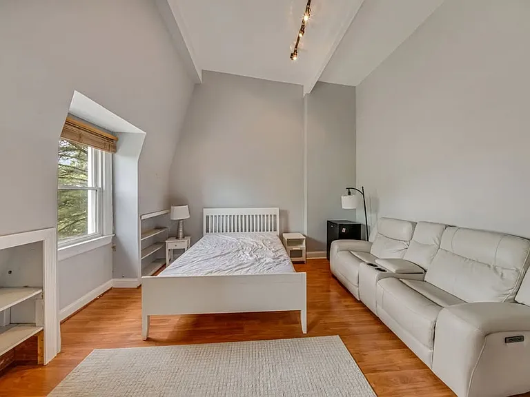 723 Quebec Pl NW — Photo 7