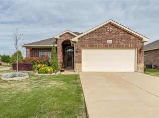840 Misty Oak Trl, Burleson, TX 76028