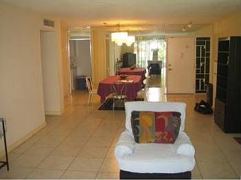 3rd image of 1750 NE 191st St APT 101