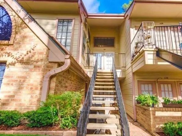16800 Sugar Pine Dr APT D28, Houston, TX 77090