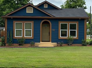 823 Evelyn St, Nacogdoches, TX 75964