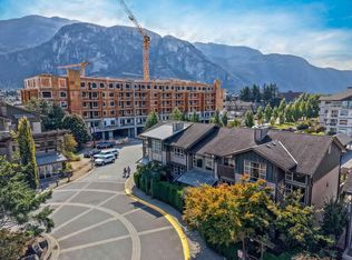 1216 Village Green Way, Squamish, BC V8B0N5
