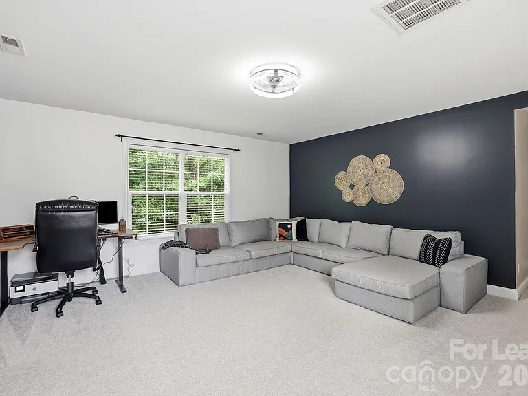 8636 Sagekirk Ct — Photo 35