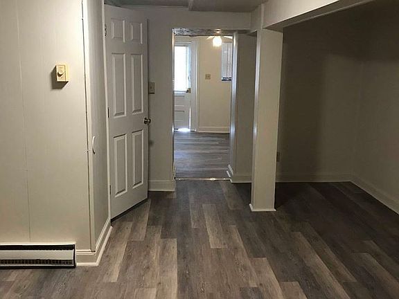 4th image of 47 East Ave
