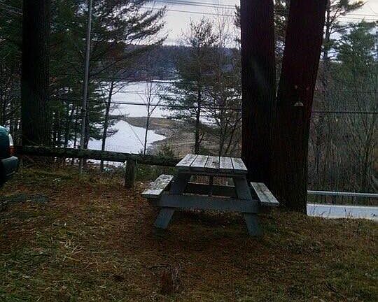 2nd image of 2075 N Shore Road