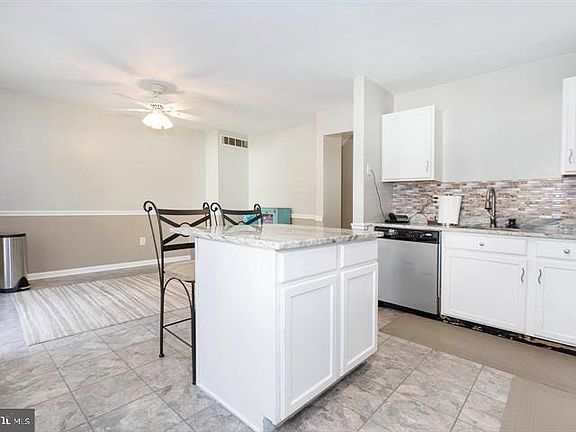 4th image of 103 Cypress Dr
