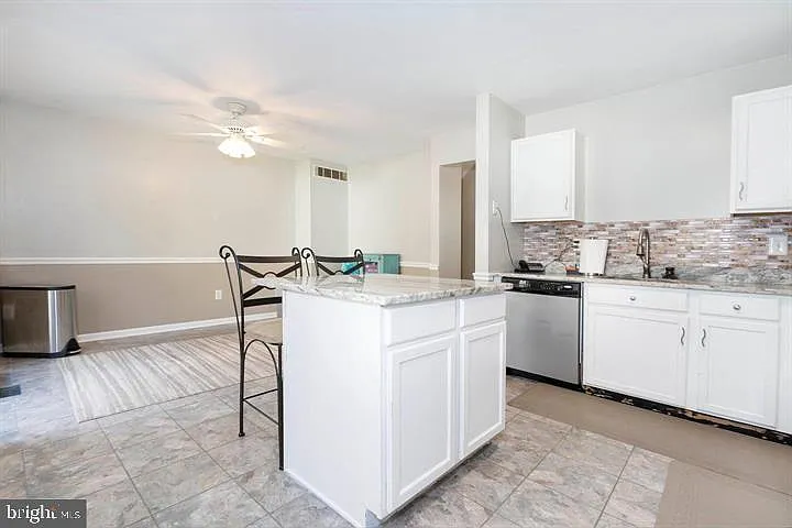 103 Cypress Dr — Photo 4