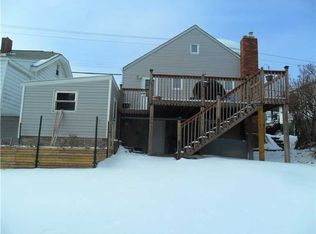 24 Coraopolis Rd, Coraopolis, PA 15108