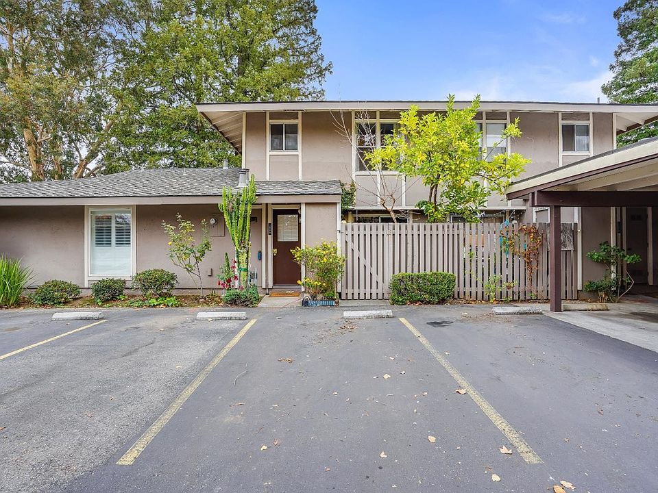 1st image of 10572 White Fir Ct