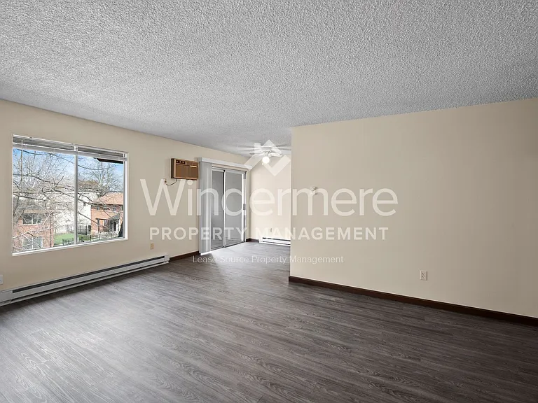 1611 W. 6th Ave — Photo 6