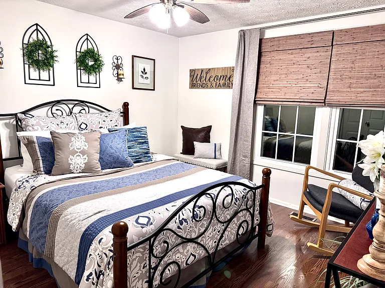 7315 Golden Horseshoe Ct — Photo 32