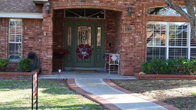 1st image of 4113 Fox Hollow Ct