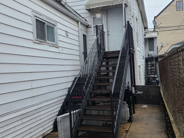 4441 S Wolcott Ave, Chicago, IL 60609