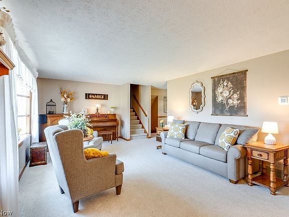 4th image of 7716 Cheryl Ln NW