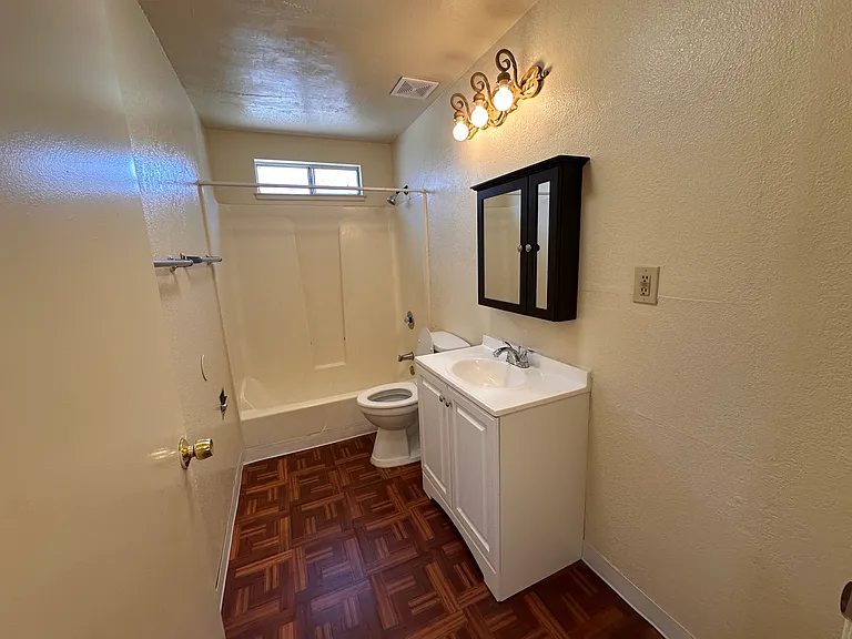 104 Davi Ave — Photo 7
