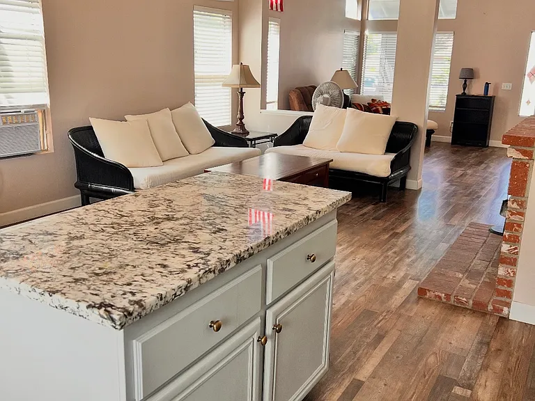 7211 Altari Pl — Photo 4