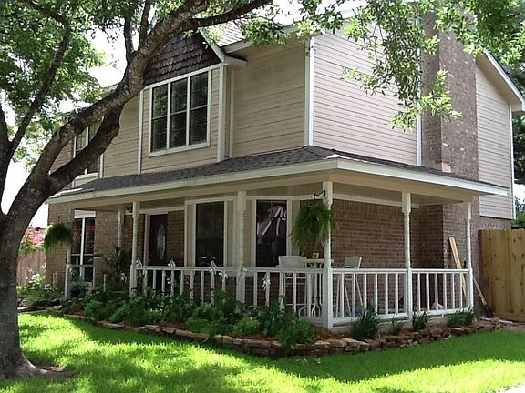 3rd image of 15423 Stonehill Dr