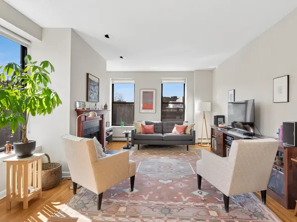 391 Clinton Street image 1 of 6