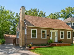 1032 Sheridan Ave, Deerfield, IL 60015