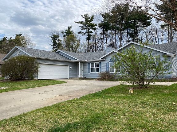 2nd image of 53440 Pine Brook Dr