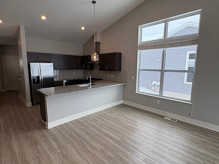 Hanover Townhomes — Photo 54