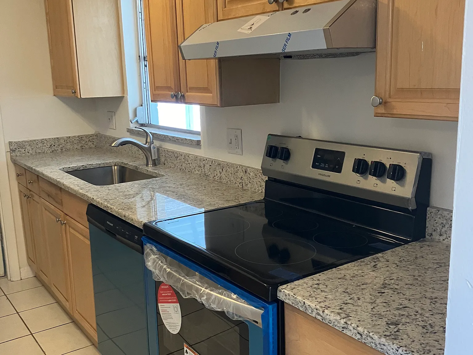 2 bed, 1150 sqft, $1,750 — Photo 4