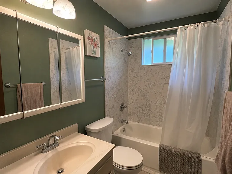 1203 Colby Dr — Photo 7