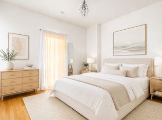 162 Endicott St APT 2, Boston, MA 02113