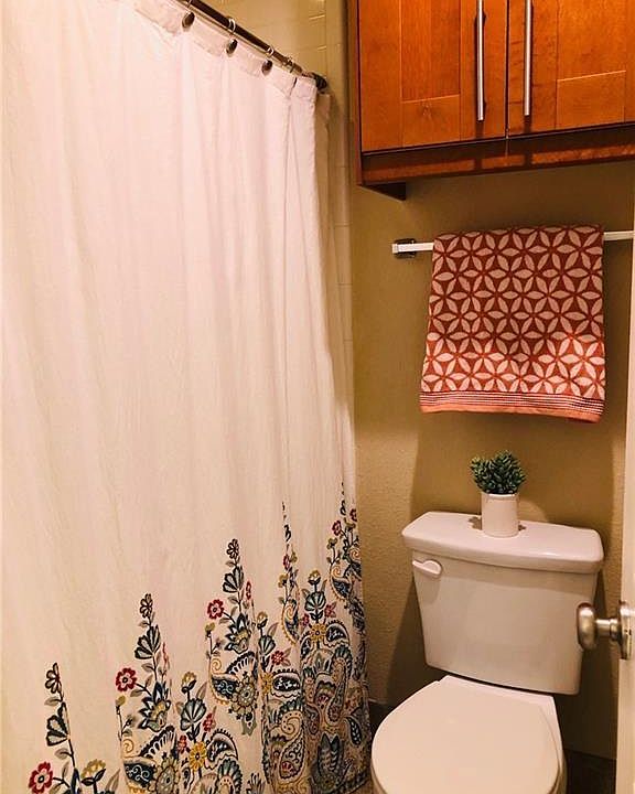 1st image of 7685 Northcross Dr Unit 1104
