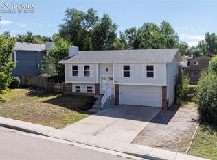 4770 W Old Farm Cir, Colorado Springs, CO 80917