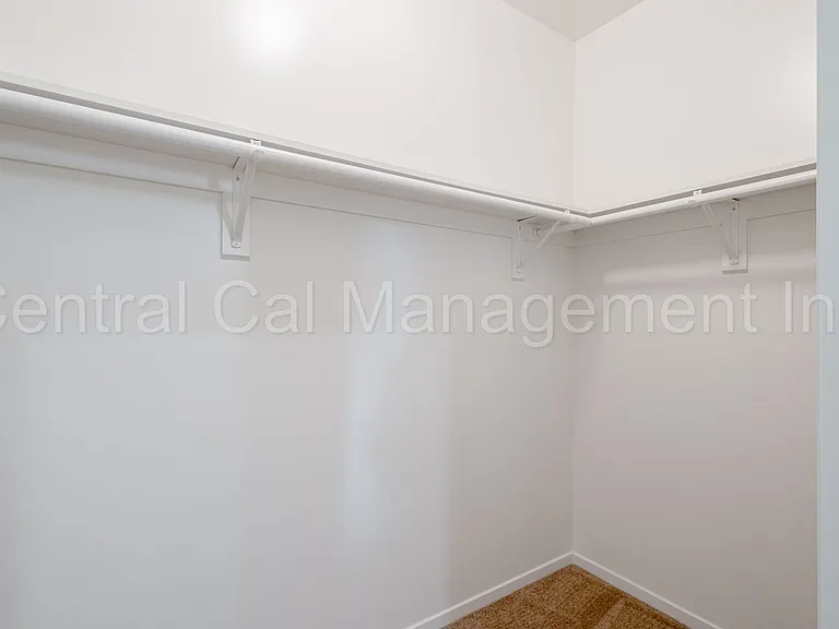 11900 Nebula Ct — Photo 18