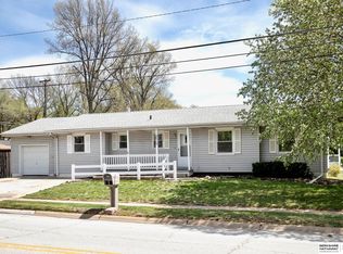 2515 Ridgewood Ave, Omaha, NE 68124