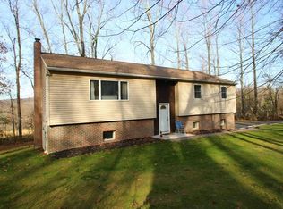 697 State Rd, Coopersburg, PA 18036