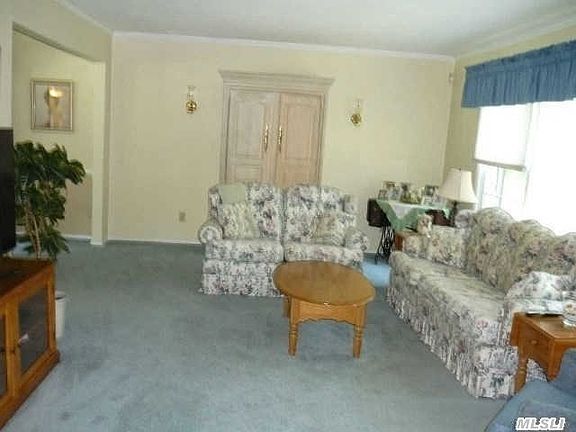 4th image of 23 Harloquin Dr