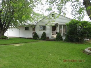 4701 W 88th St, Hometown, IL