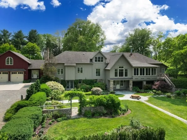 304 Pleasant Valley Rd, Mendham Twp., NJ 07945