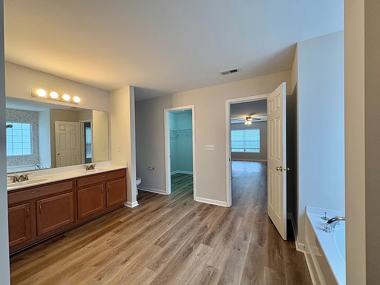 2114 Savannah Hills Dr — Photo 18