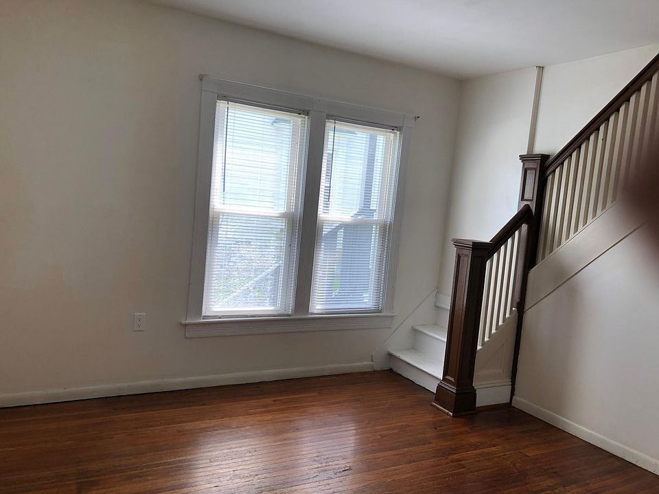 2nd image of 123 Stedman St #1