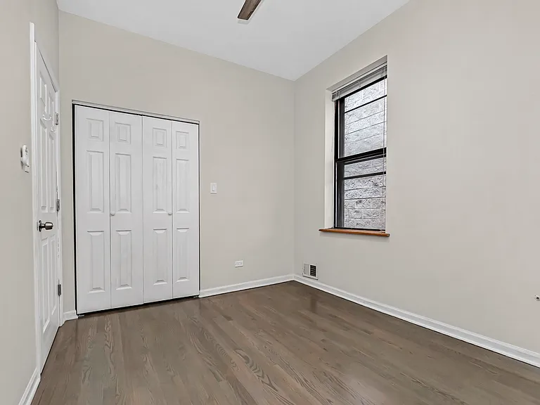 1739 W Beach Ave #2 — Photo 12
