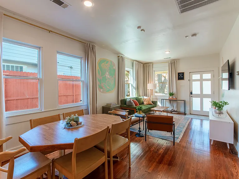 3016 Houston Ave — Photo 8