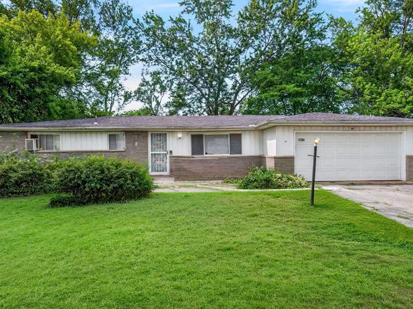 2612 Oakwood Dr, Fort Wayne, IN 46816