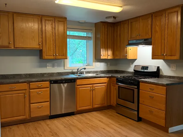 21715 Songbird Dr #3, Chugiak, AK 99567