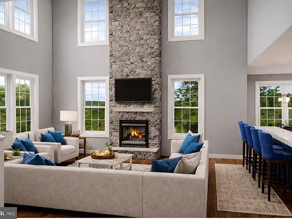 4th image of 2009 Floral Park Rd