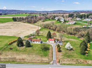 1067 Lewisberry Rd, Lewisberry, PA 17339