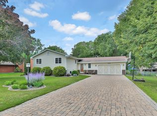 2052 Walnut Ave, New Brighton, MN 55112