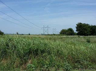 390 East Rd, Oologah, OK 74053